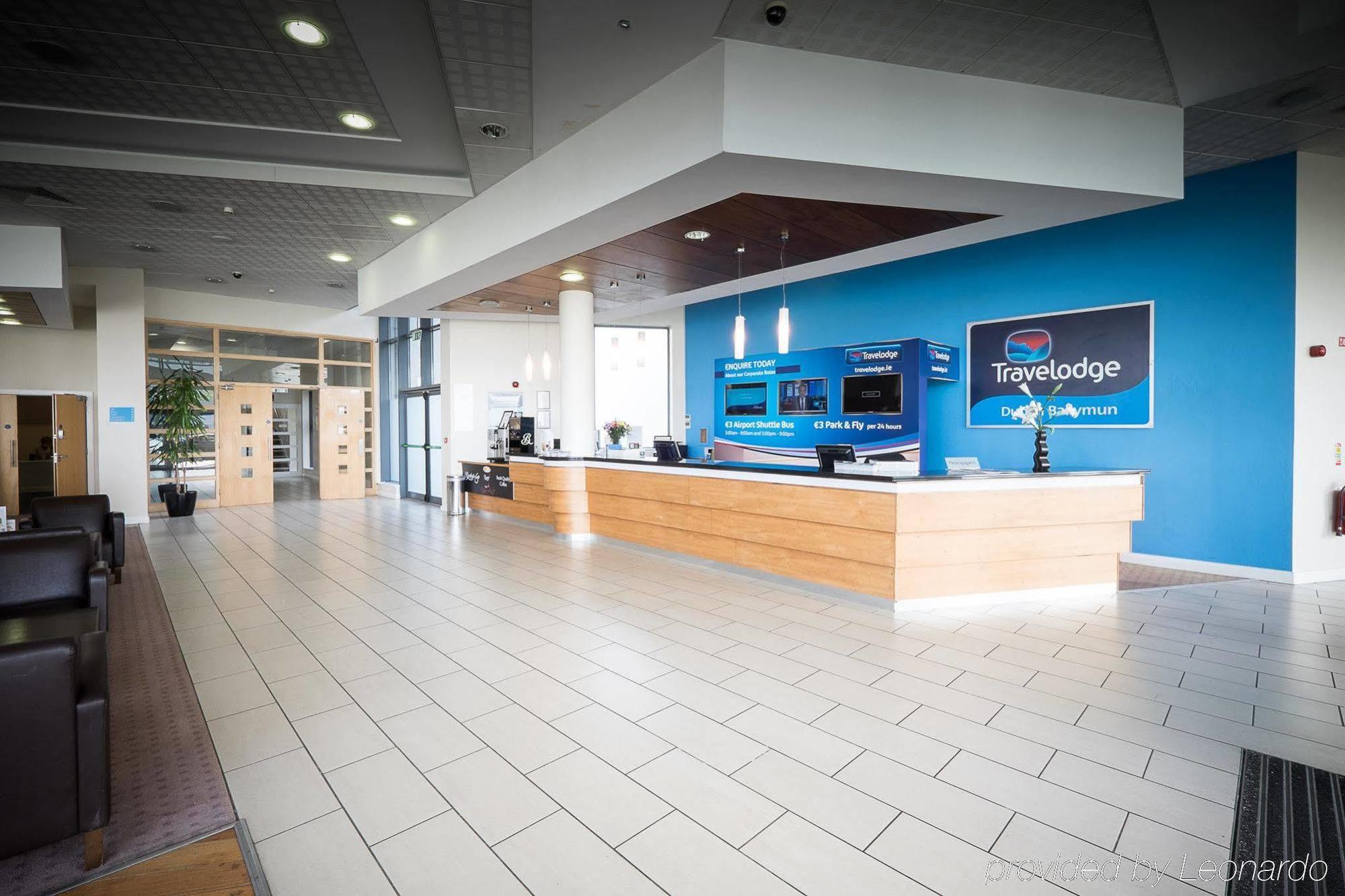 Travelodge Dublin Airport South Zewnętrze zdjęcie